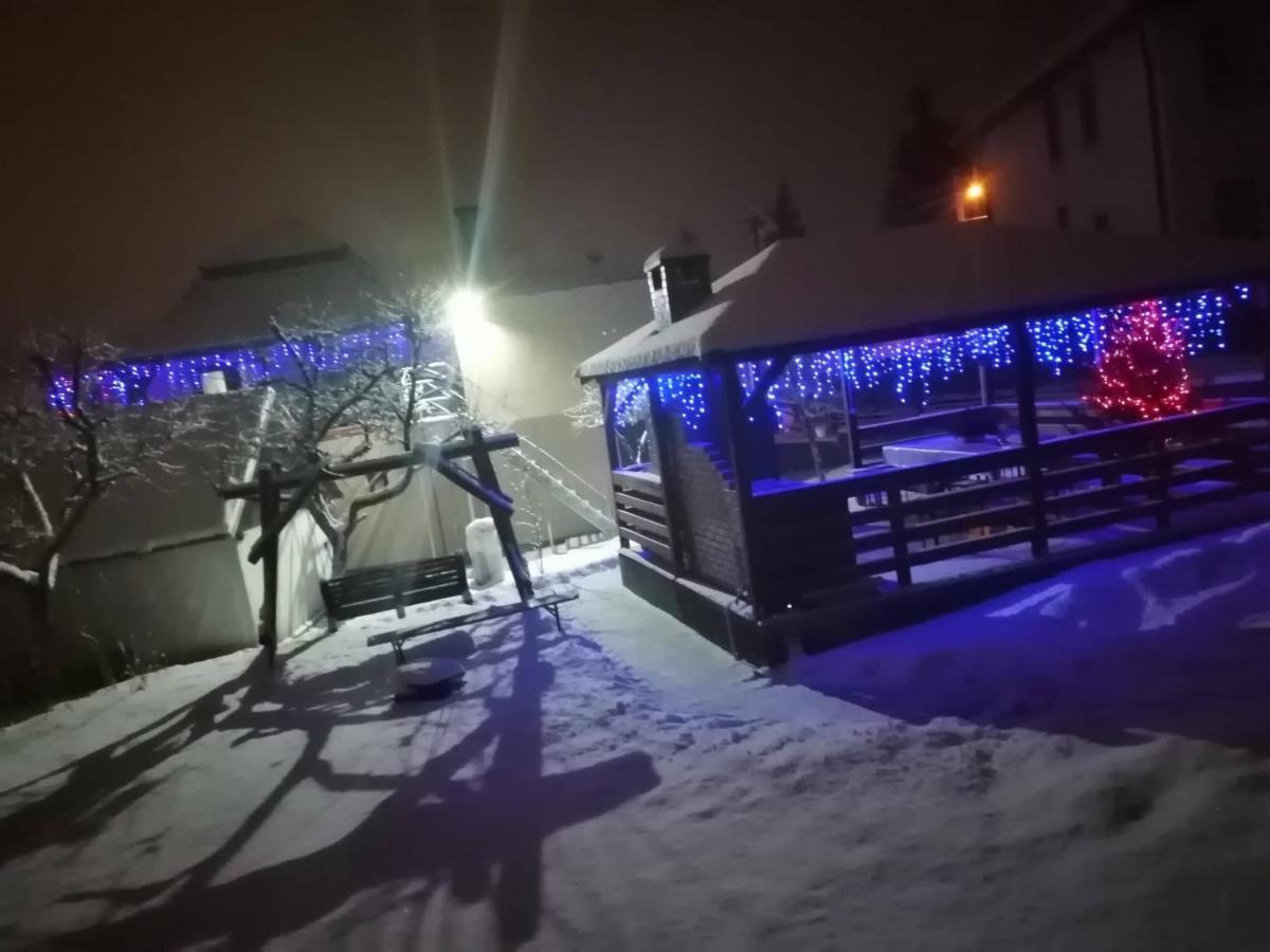 Casa Alex Hotell Topliţa Eksteriør bilde
