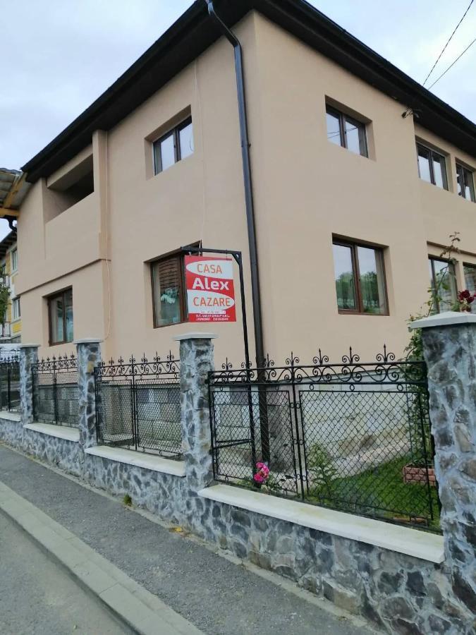 Casa Alex Hotell Topliţa Eksteriør bilde